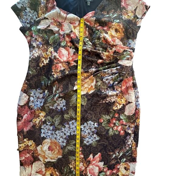 Adrianna Papell Floral Surplice Dress - Size 22 - Picture 6 of 15